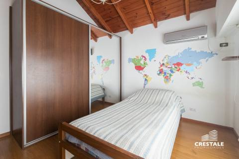 Casa 4 dormitorios en venta Kentucky Club De Campo, Funes. CHO7325414 Crestale Propiedades