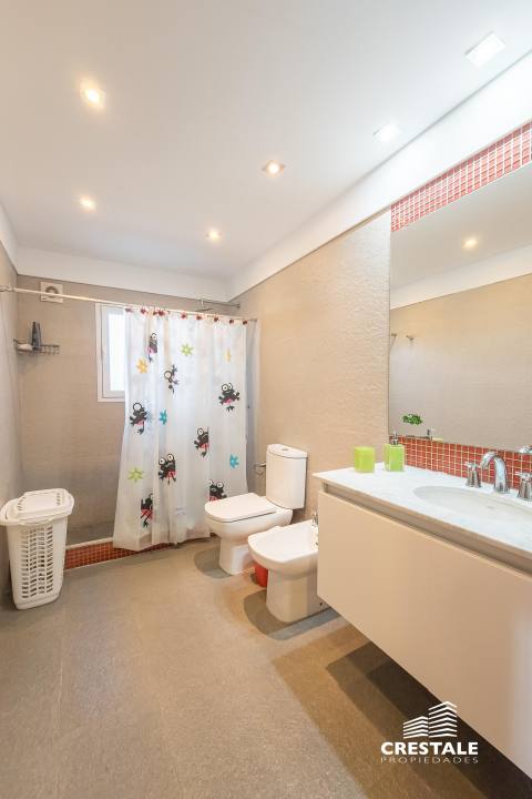 Casa 4 dormitorios en venta San Marino Funes Hills, Funes. CHO7325915 Crestale Propiedades