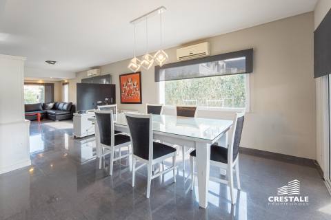 Casa 4 dormitorios en venta San Marino Funes Hills, Funes. CHO7325915 Crestale Propiedades