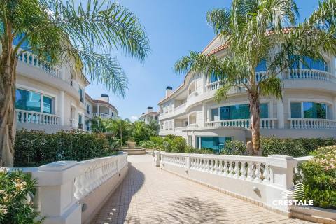 Departamento 2 dormitorios en venta Oasis Del Yacht - José Hernández 1200, Rosario. CCO57231 AP7330740 Crestale Propiedades