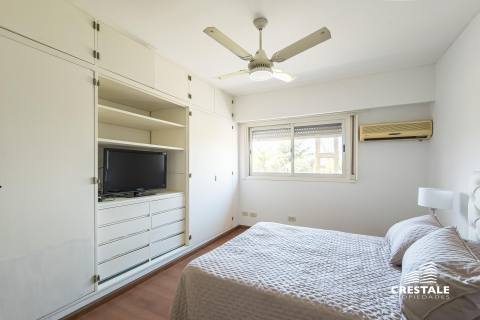 Casa 5 dormitorios en venta Venezuela Y Brassey, Rosario. CHO7363780 Crestale Propiedades