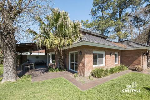 Casa 5 dormitorios en venta Venezuela Y Brassey, Rosario. CHO7363780 Crestale Propiedades