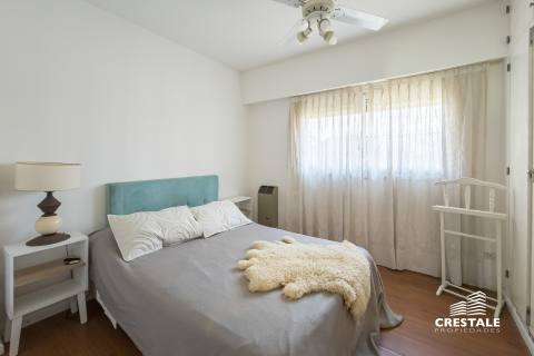 Casa 5 dormitorios en venta Venezuela Y Brassey, Rosario. CHO7363780 Crestale Propiedades