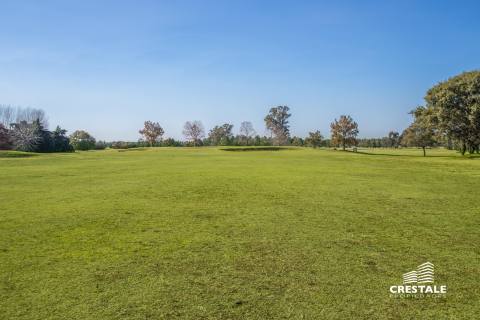 Casa 6 dormitorios en venta Kentucky Club De Campo, Funes. CHO7379571 Crestale Propiedades