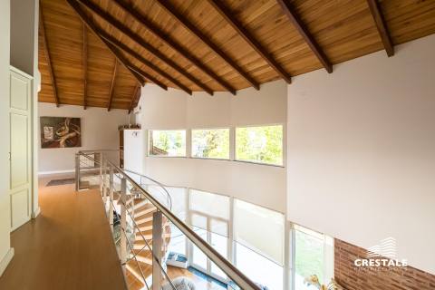 Casa 6 dormitorios en venta Kentucky Club De Campo, Funes. CHO7379571 Crestale Propiedades