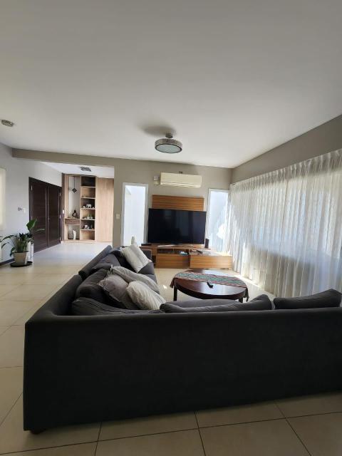Casa 4 dormitorios en venta Funes, Funes Hills San Marino. CHO4586814 Crestale Propiedades