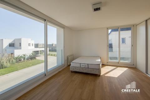 Casa 3 dormitorios en venta Funes, San Sebastian. CHO3985760 Crestale Propiedades
